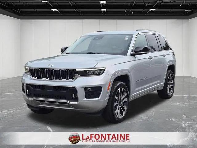 2022 Jeep Grand Cherokee Overland 4x4 for sale in Fenton, MI