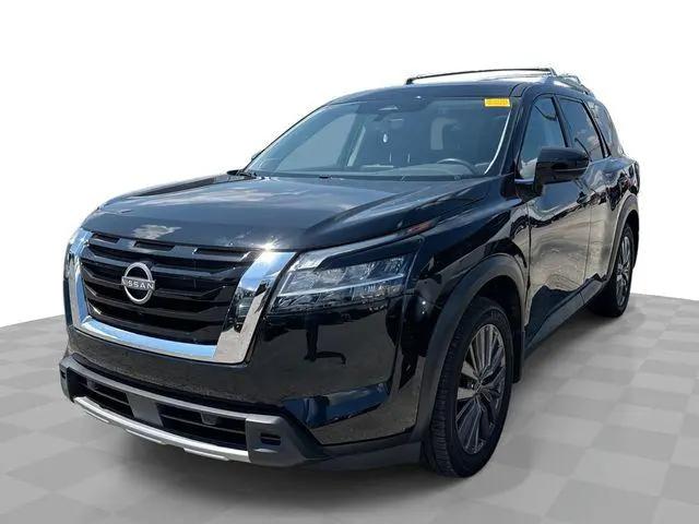 2023 Nissan Pathfinder SL 4WD for sale in Columbus, OH