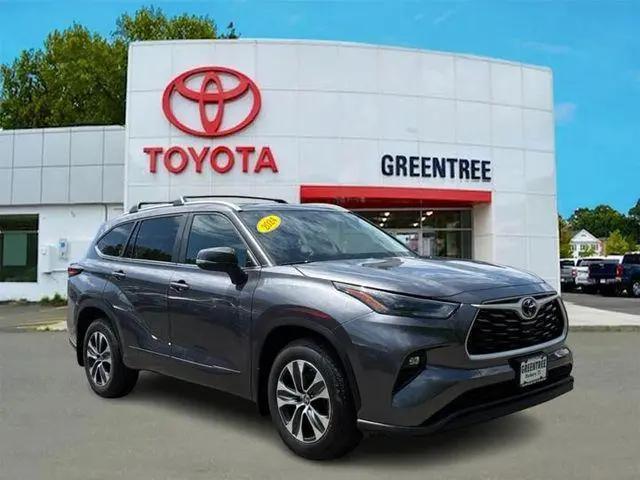2024 Toyota Highlander XLE for sale in Danbury, CT