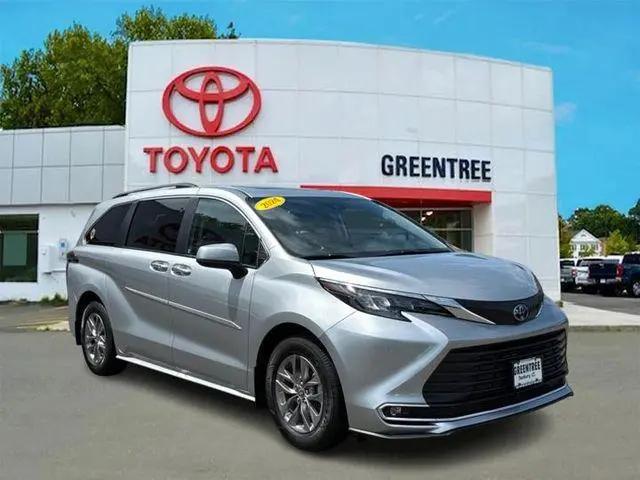 2024 Toyota Sienna XLE for sale in Danbury, CT