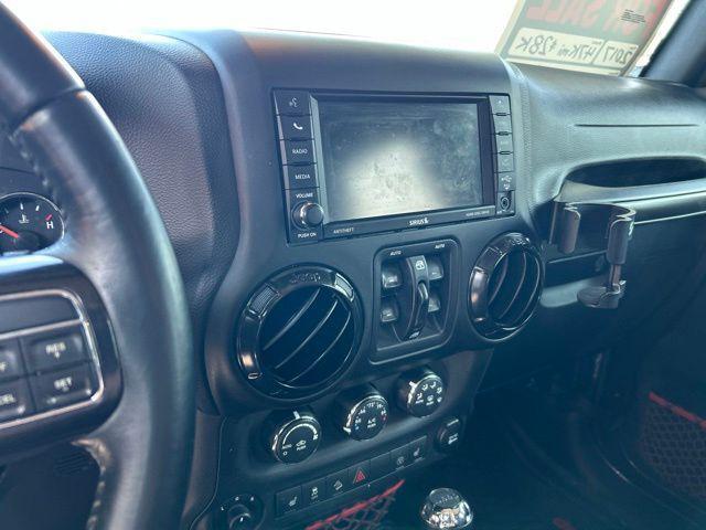 2017 Jeep Wrangler Unlimited Rubicon Recon 2017 Jeep Wrangler Unlimited Rubicon Recon
