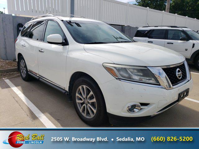 2016 Nissan Pathfinder SL for sale in Sedalia, MO