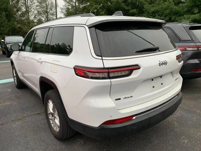 2022 Jeep Grand Cherokee L Laredo 4x4