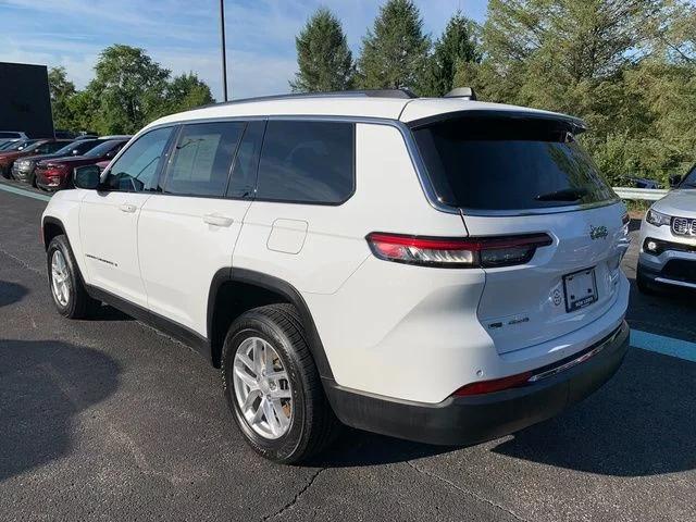 2022 Jeep Grand Cherokee L Laredo 4x4