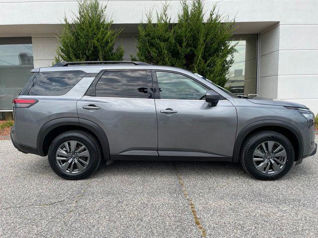 2023 Nissan Pathfinder SV 4WD