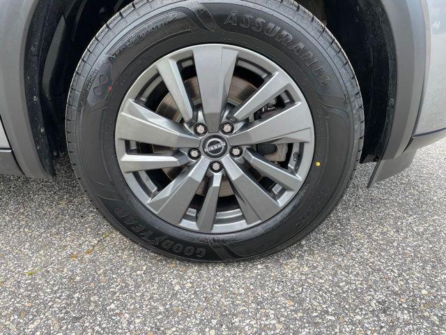 2023 Nissan Pathfinder SV 4WD