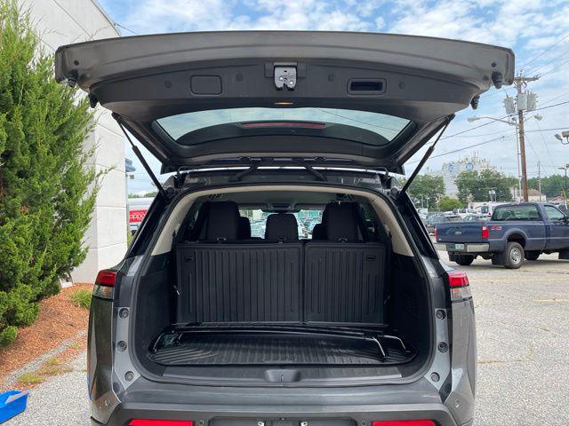 2023 Nissan Pathfinder SV 4WD