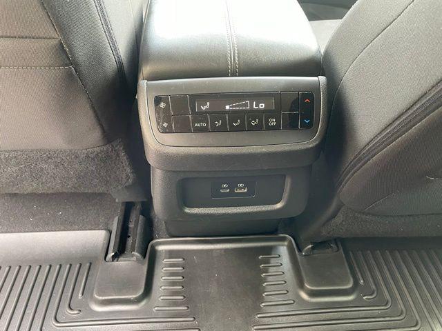 2023 Nissan Pathfinder SV 4WD