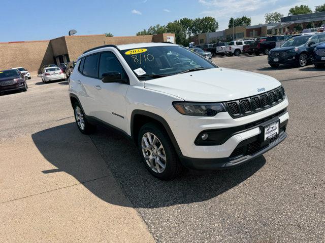 2023 Jeep Compass Latitude Lux FWD