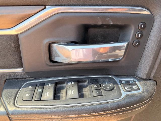 2023 Ram 3500 Laramie Crew Cab 4x4 8 Box