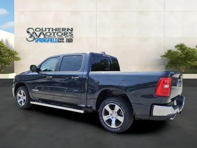 2026 Ram 1500 Tradesman Crew Cab 4x4 57 Box