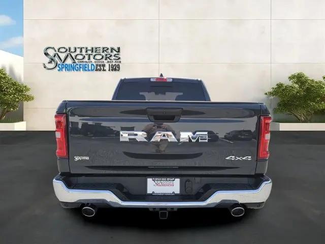 2026 Ram 1500 Tradesman Crew Cab 4x4 57 Box
