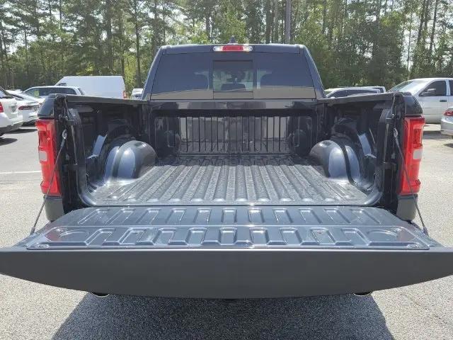 2026 Ram 1500 Tradesman Crew Cab 4x4 57 Box
