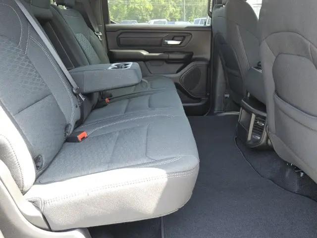 2026 Ram 1500 Tradesman Crew Cab 4x4 57 Box