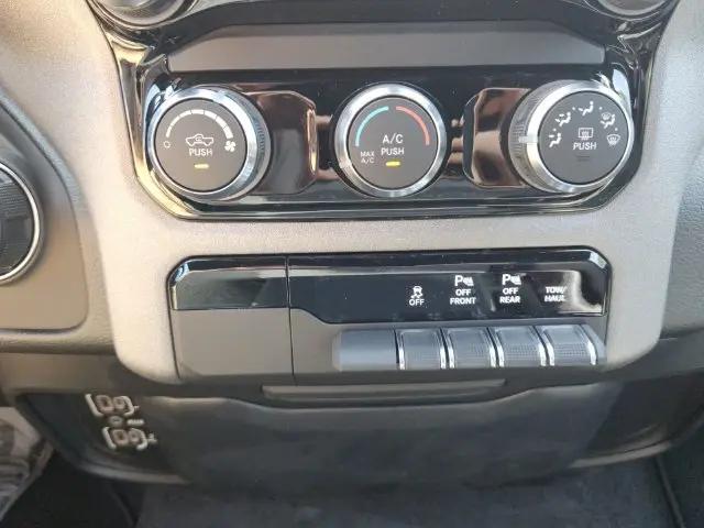 2026 Ram 1500 Tradesman Crew Cab 4x4 57 Box