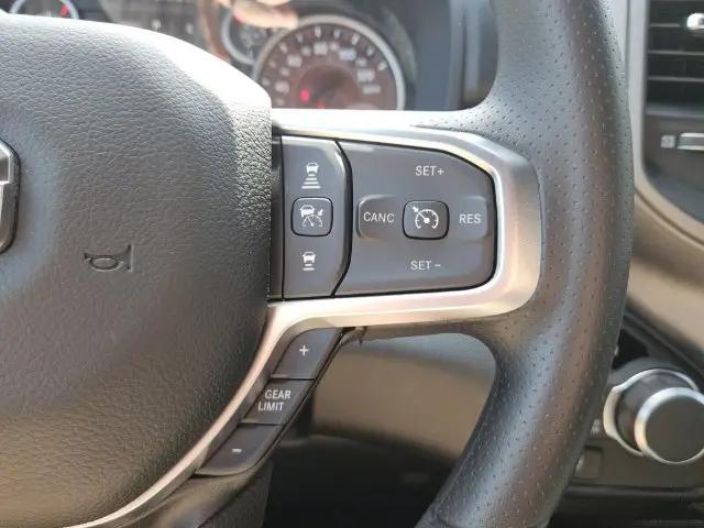 2026 Ram 1500 Tradesman Crew Cab 4x4 57 Box