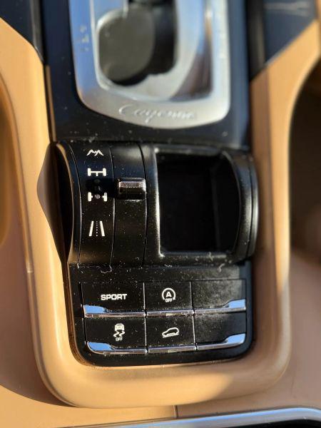 2011 Porsche Cayenne Base