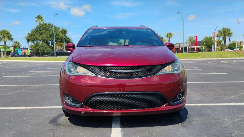 2019 Chrysler Pacifica Touring L Plus
