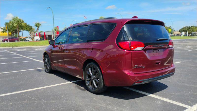 2019 Chrysler Pacifica Touring L Plus