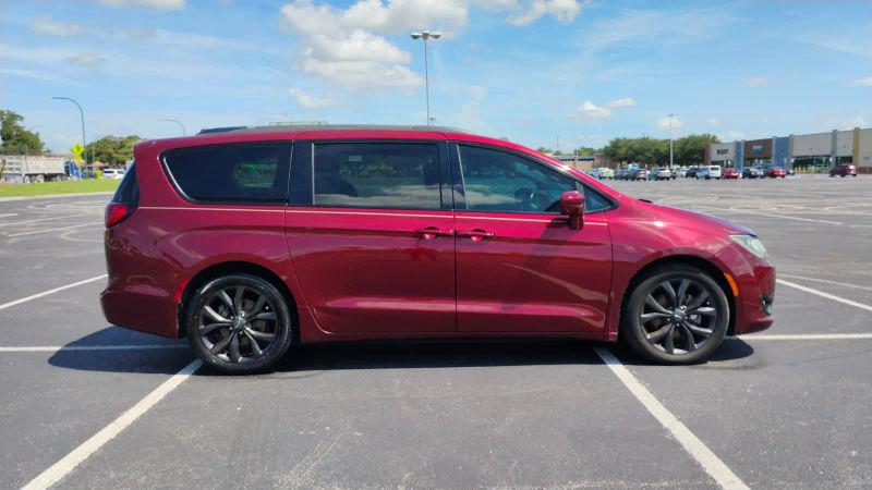 2019 Chrysler Pacifica Touring L Plus