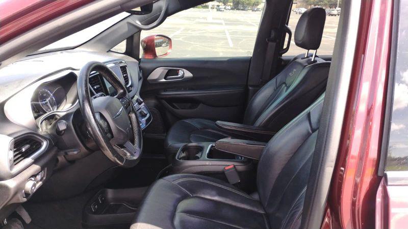 2019 Chrysler Pacifica Touring L Plus