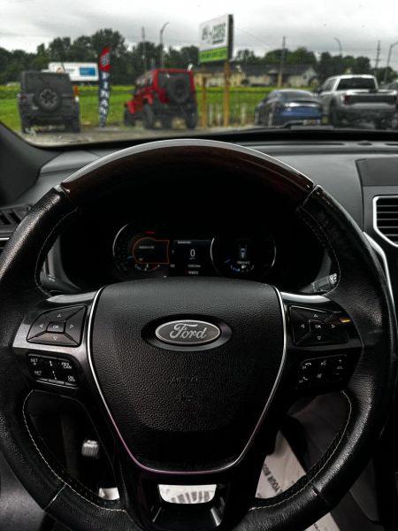 2018 Ford Explorer Platinum