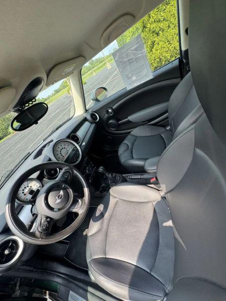 2012 MINI Cooper Cooper