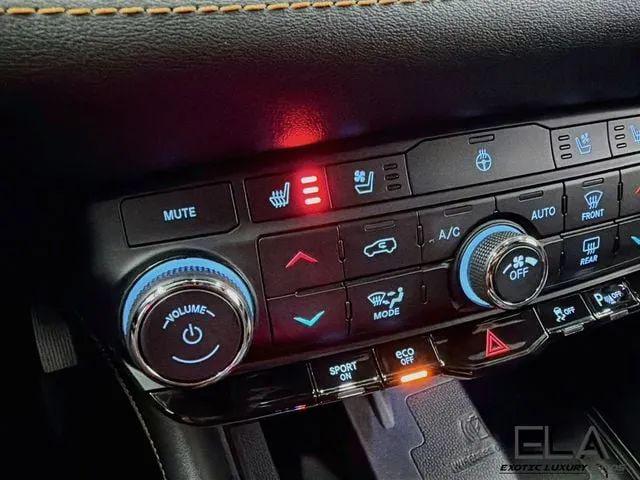 2022 Dodge Durango Orange Sport RWD