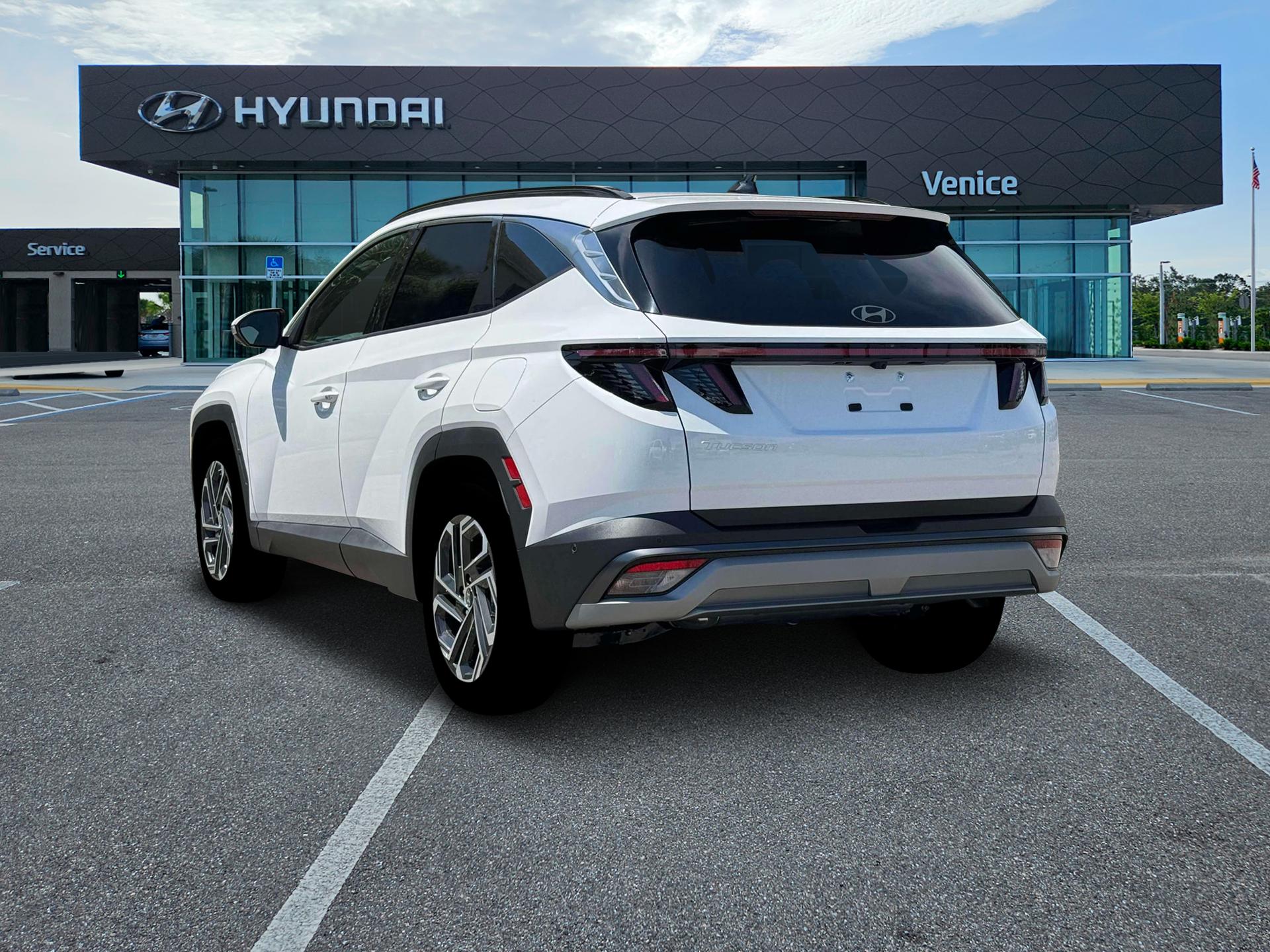 2026 Hyundai TUCSON Limited FWD - Image 5