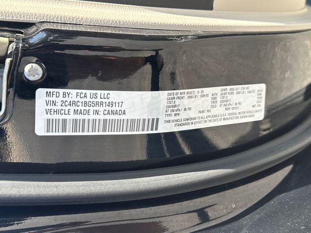 2024 Chrysler Pacifica Touring L