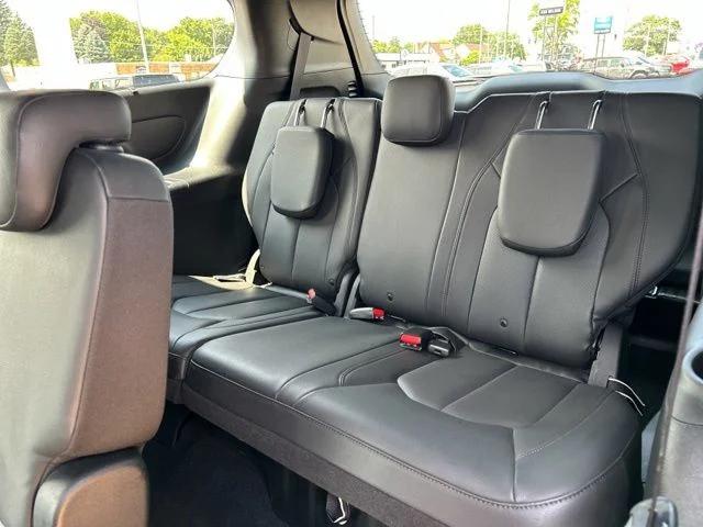 2020 Chrysler Pacifica 35th Anniversary Touring L