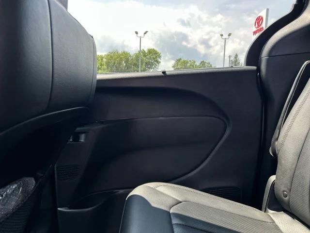 2020 Chrysler Pacifica 35th Anniversary Touring L