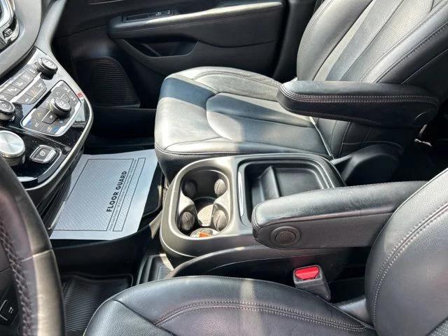 2020 Chrysler Pacifica 35th Anniversary Touring L