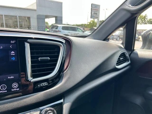 2020 Chrysler Pacifica 35th Anniversary Touring L