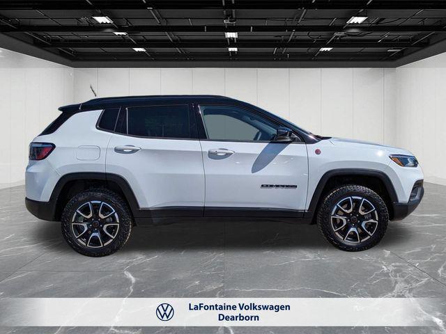 2025 Jeep Compass Trailhawk 4x4