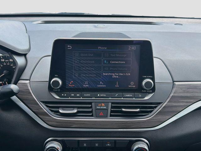 2025 Nissan Altima SV - Photo 13