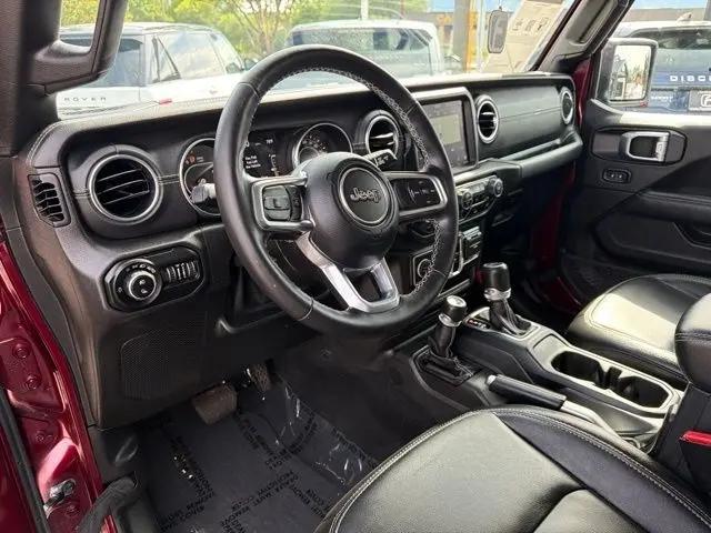 2022 Jeep Gladiator Overland