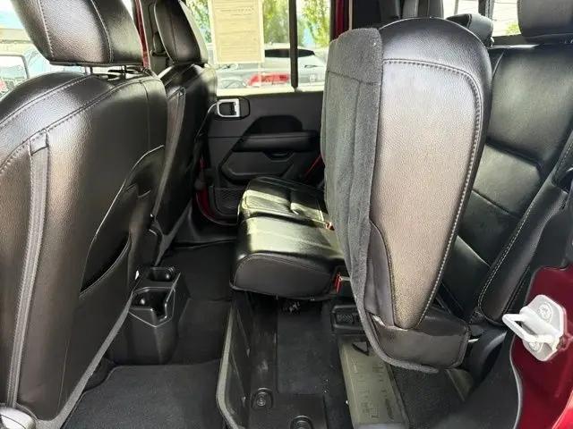 2022 Jeep Gladiator Overland