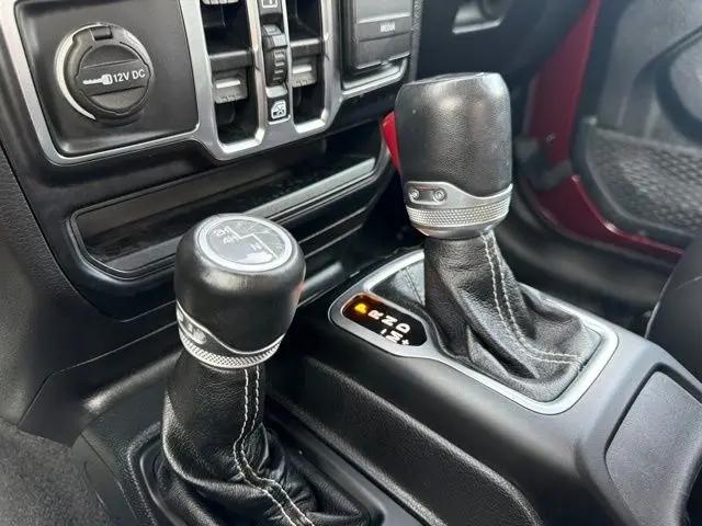 2022 Jeep Gladiator Overland