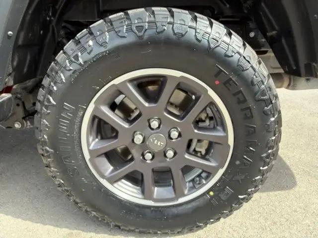 2022 Jeep Gladiator Overland