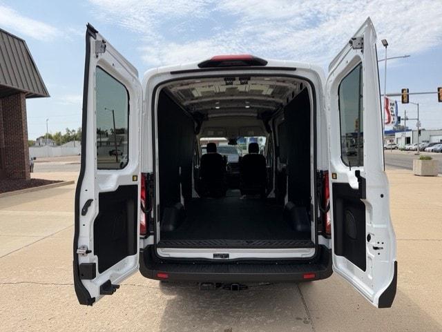 2026 Ford Transit Cargo Van Base