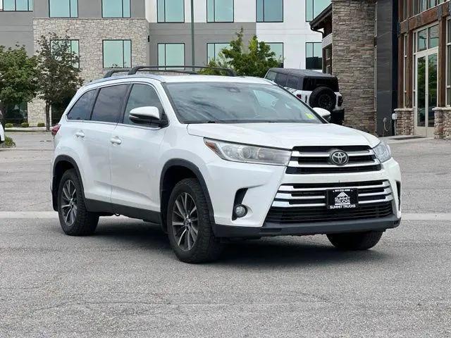 2019 Toyota Highlander XLE for sale in Centerville, UT