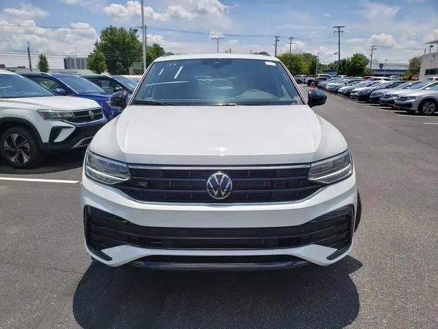 2024 Volkswagen Tiguan 2.0T SE R-Line Black for sale in North Olmsted, OH