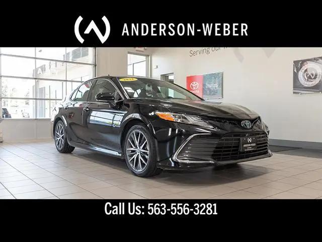 2022 Toyota Camry XLE Hybrid for sale in Dubuque, IA