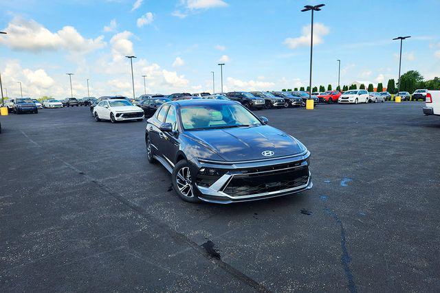 2026 Hyundai Sonata Hybrid Blue for sale near CHILLICOTHE, OH