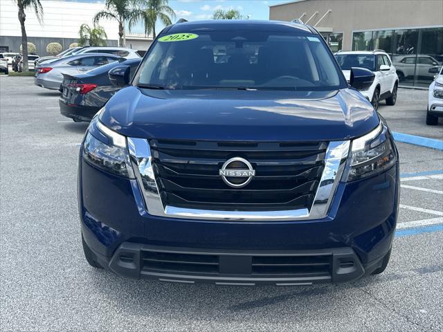 2025 Nissan Pathfinder SV FWD