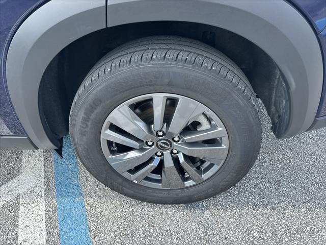 2025 Nissan Pathfinder SV FWD