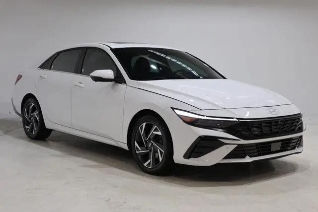 2024 Hyundai Elantra Limited for sale in Indianapolis, IN