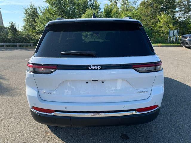 2027 Jeep Grand Cherokee GRAND CHEROKEE LAREDO 4X4 2027 Jeep Grand Cherokee GRAND CHEROKEE LAREDO 4X4