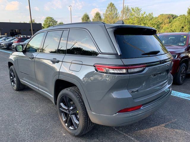 2027 Jeep Grand Cherokee Limited Reserve 2027 Jeep Grand Cherokee Limited Reserve